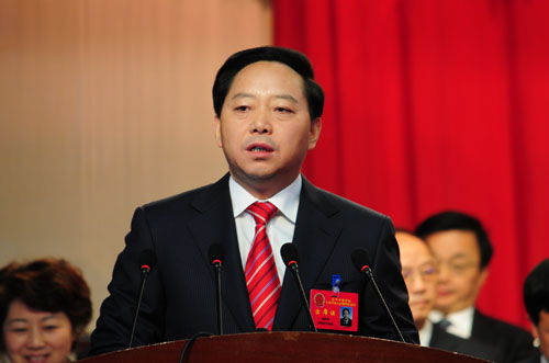 胡润泽向四届人大四次会议做政府工作报告 - 图片新闻 - 汉中市人民